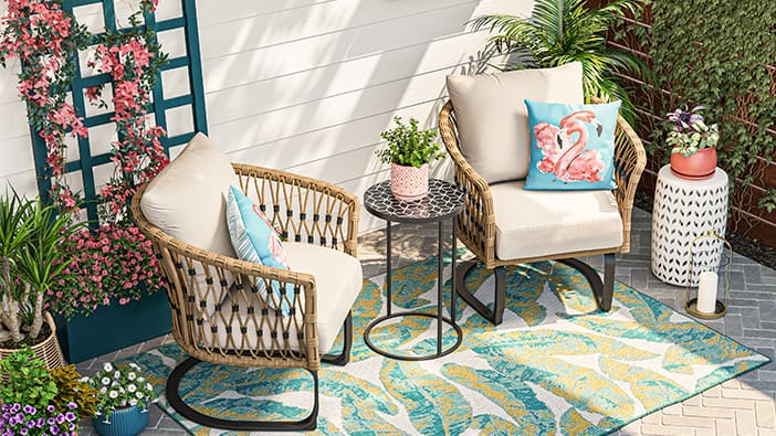 The Best Outdoor Furniture for Small Spaces