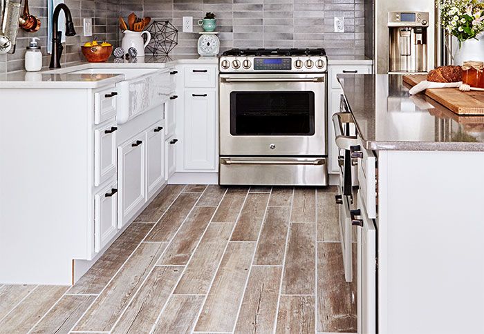 Tile Wood Look Flooring Ideas, Hardwood Floor Vs Ceramic Tile In Kitchen