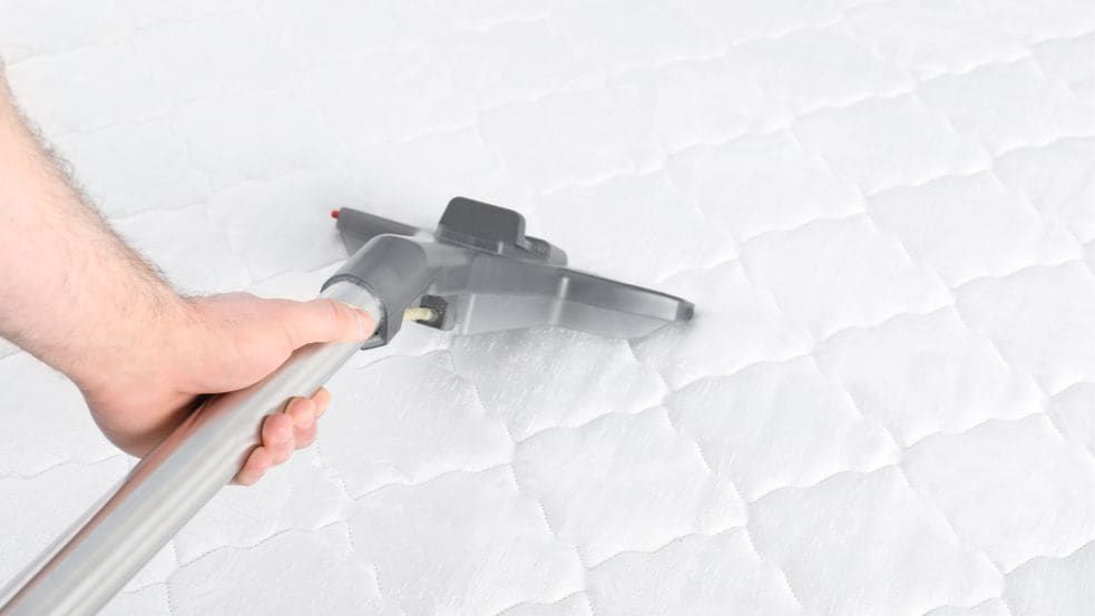 🧼 Can You Use a Carpet Cleaner on a Mattress: Cleaning Tips