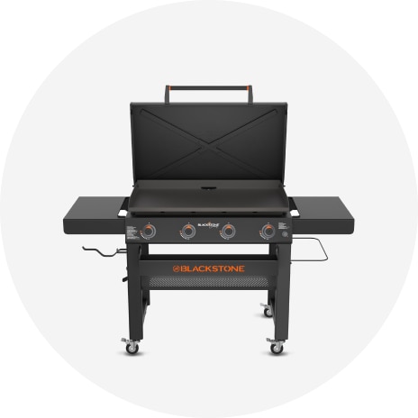 A Blackstone flat top griddle grill.