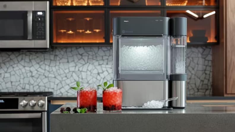 Jmtresw Manual Crushed Ice Machine Portable Ice Crusher Detachable Kitchen Slush Machine, Size: One Size