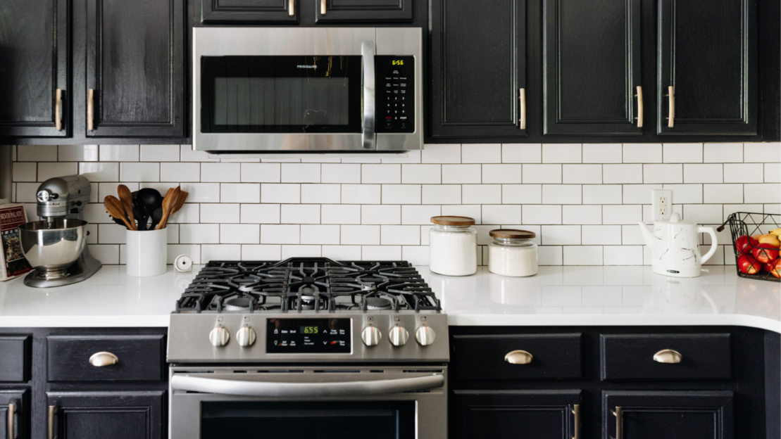 Stove Backsplash Design Ideas, Pictures, Remodel and Decor  Kitchen  mosaic, Kitchen backsplash designs, Kitchen renovation