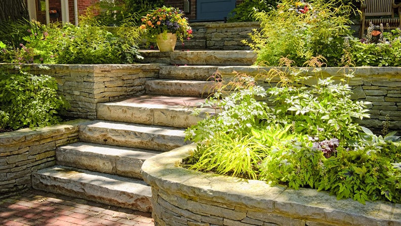 Landscaping for Front Yards: Designs for Any Home | Lowe's Landscaping For Front Yards: Designs For Any Home | Lowe'S