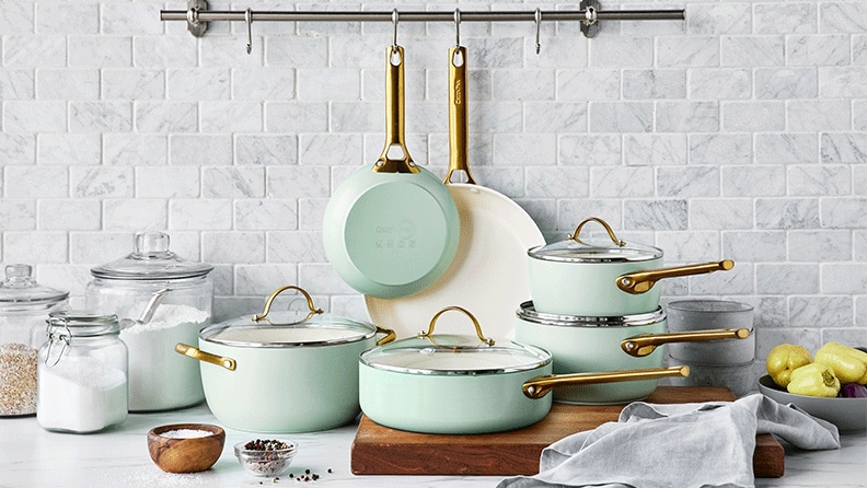 Navy Blue Pots and Pans Set Nonstick - 15 Piece Luxe Gold Pots and Pans Set  - Induction Compatible, 100% PFOA Free Nonstick Frying Pans, Sauce Pans