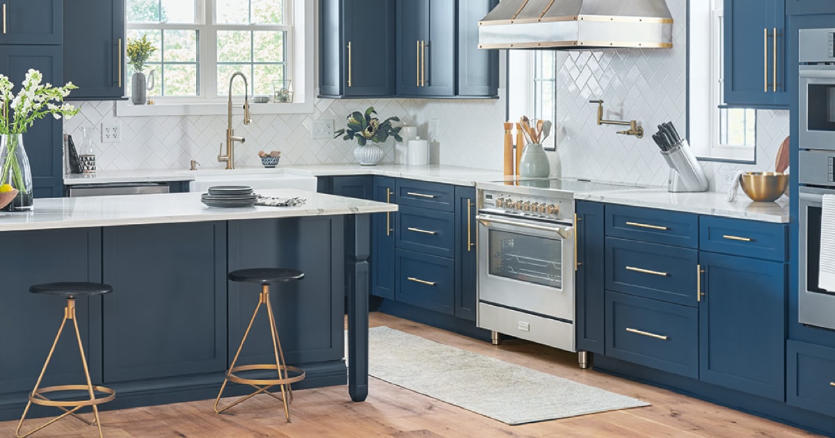 Shop Custom Cabinets at Lowe's