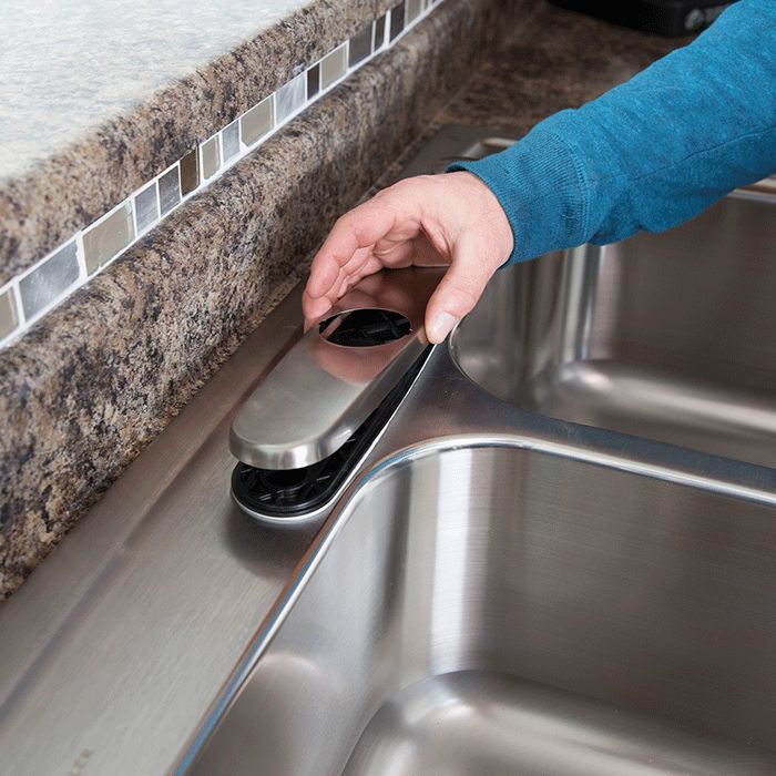 How To Install A Kitchen Faucet Lowe S, How To Replace Kitchen Faucet In Granite Countertop