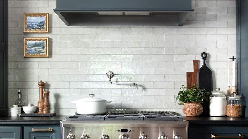 Stainless Backsplash, 30 X 30 with Hemmed Edges - RiversEdge Products