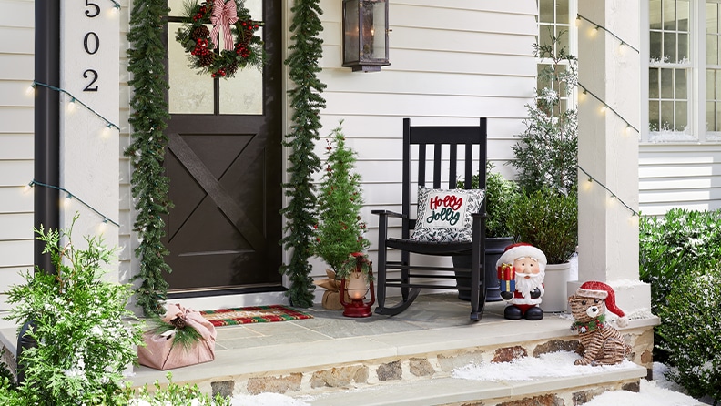 Christmas Décor For Front Porches