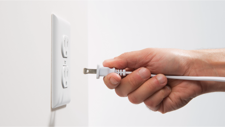Why Do Electrical Plugs Fall out of the Outlets?