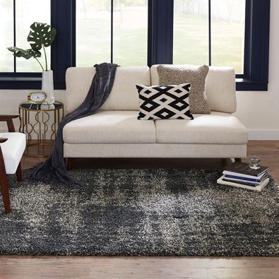 How To Choose The Best Area Rugs Lowe S, Best Type Of Area Rugs For Living Room