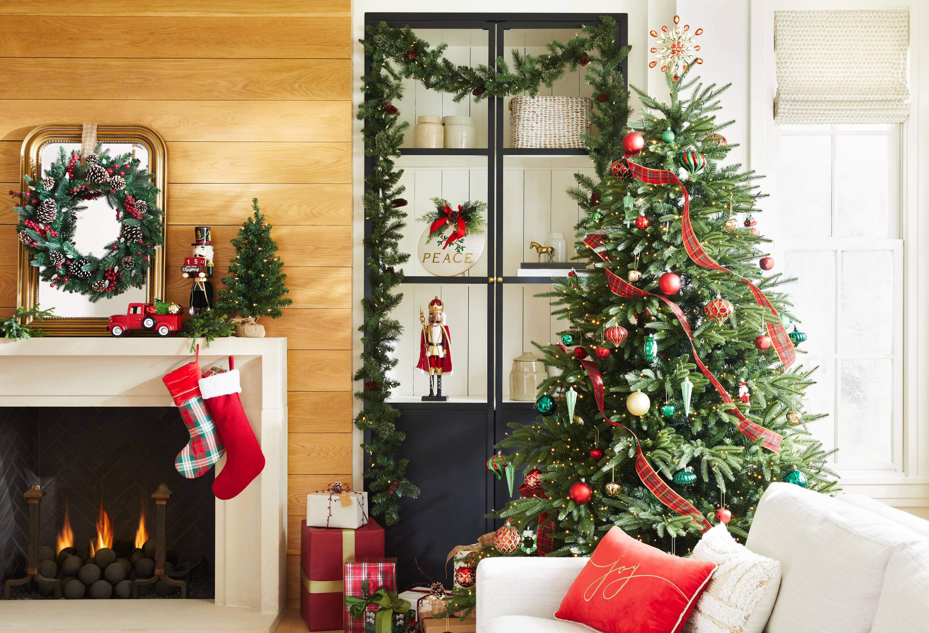 29 Amazing Christmas Indoor Decorations Ideas for This Year!