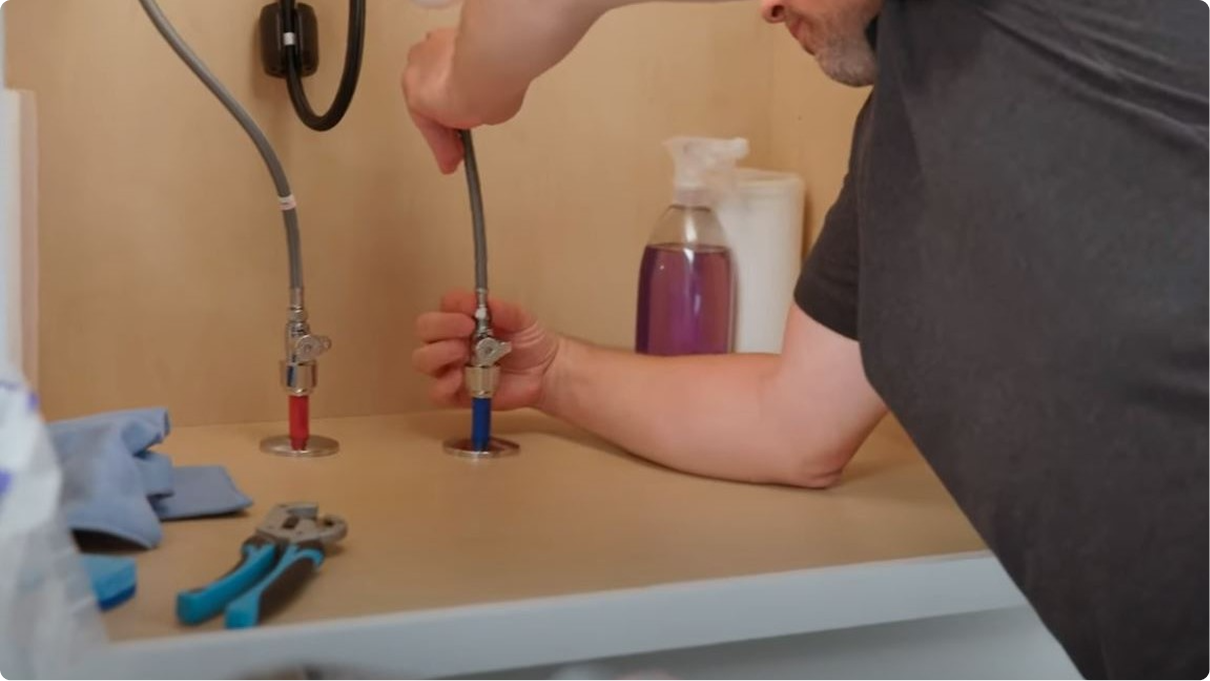 A video showing how to install SharkBite Max stop valves.
