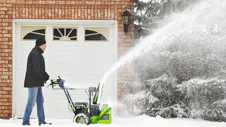 Why Your Snowblower Needs a Floor Mat 