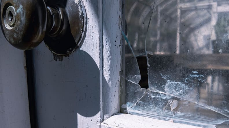 Milwaukee Mirror Repair and Replacement  Home Glass – Home Glass Co Inc –  Milwaukee Broken Glass Repair, Mirror Repair, Window Repair, Commercial  Glass, Residential glass, Glass Repair, Glass Shop