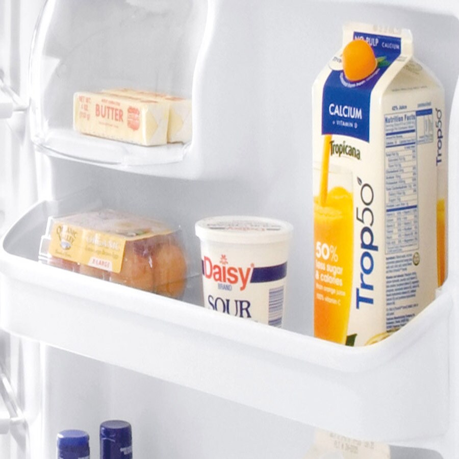 Frigidaire FFHT1814LM Top-Freezer-Refrigerators - View #3