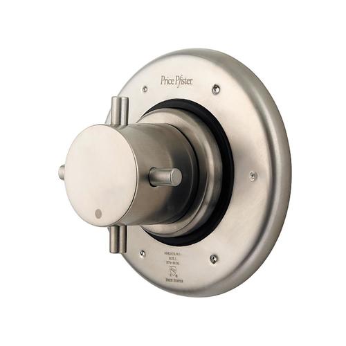 Pfister 2.375in Brushed Nickel Bathtub/Shower Diverter in the Bathroom