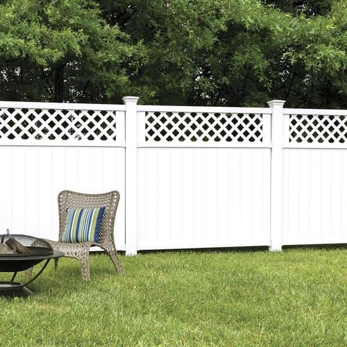 Freedom Pre-Assembled Wellington 6-ft H x 6-ft W White Vinyl Lattice ...