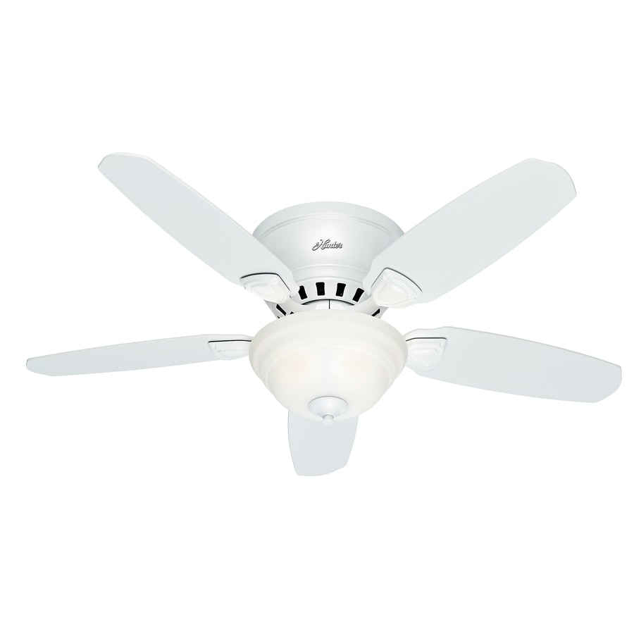 Hunter Louden 46-in White Flush Mount Indoor Ceiling Fan ...