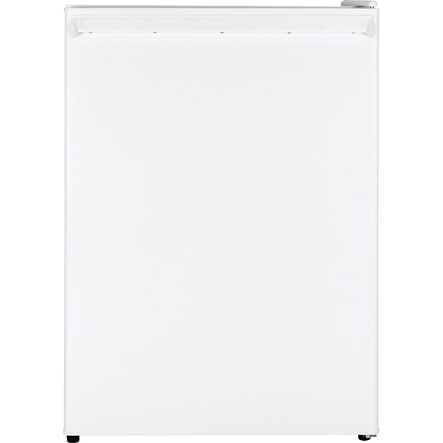 GEÂ® GMR06AAPWW 6.0 Cu. Ft. SpacemakerÂ® Compact Refrigerator (Color: White)