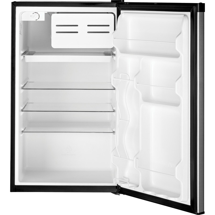 GE GE COMPACT REFRIGERATOR in the Mini Fridges department at Lowes.com