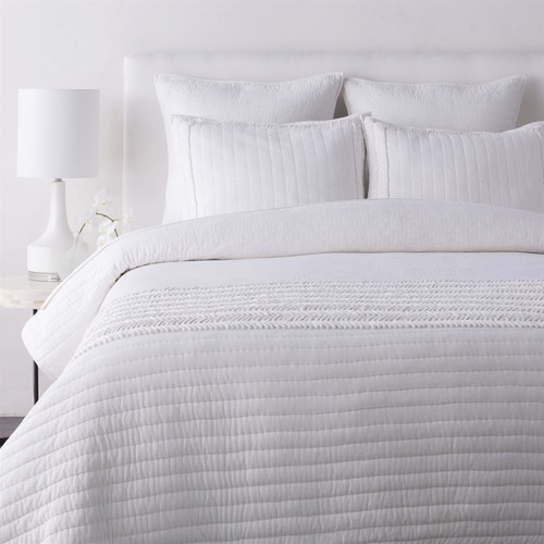 Surya Lindon White Twin Quilt at Lowes.com