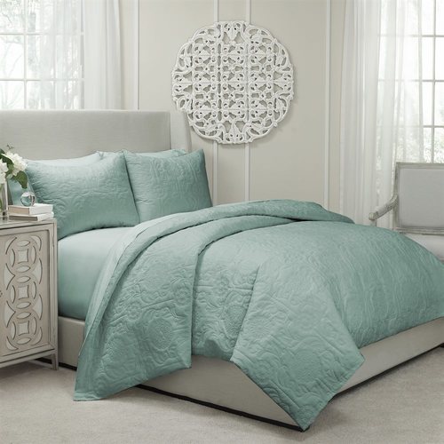 Vue by Ellery Barcelona 3Piece Spa Queen Duvet Cover Set in the