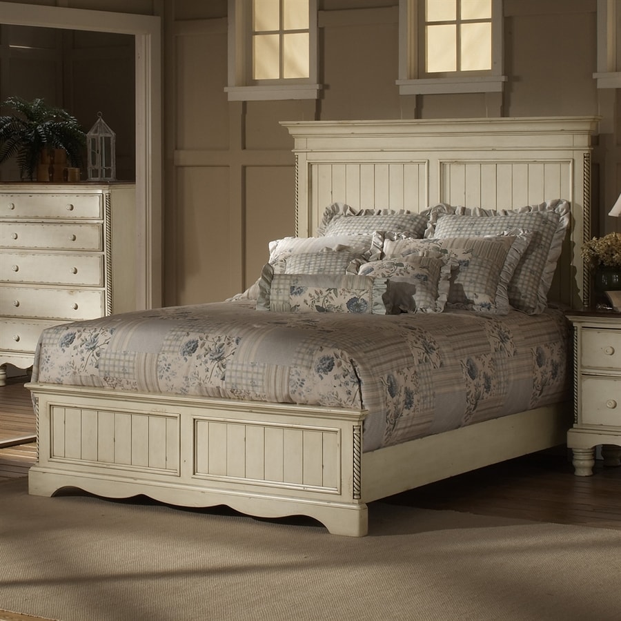 Hillsdale Furniture Wilshire Distressed/Antique White King Panel Bed at ...