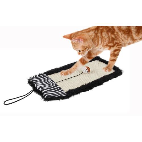 diy carpet cat scratcher