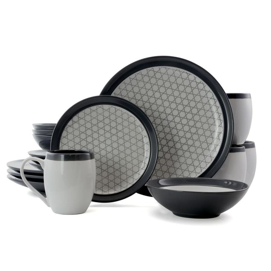 fine dinnerware set