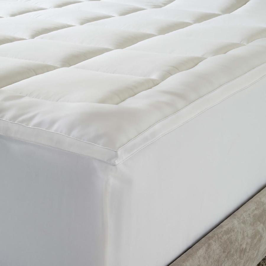 Hotel Laundry 1.5-in D Polyester King Hypoallergenic Mattress Topper in ...