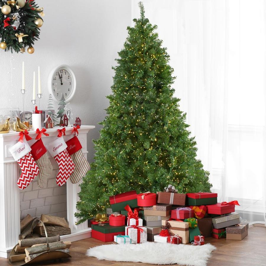 Northlight 7.5-ft Pre-Lit Traditional Artificial Christmas Tree with ...