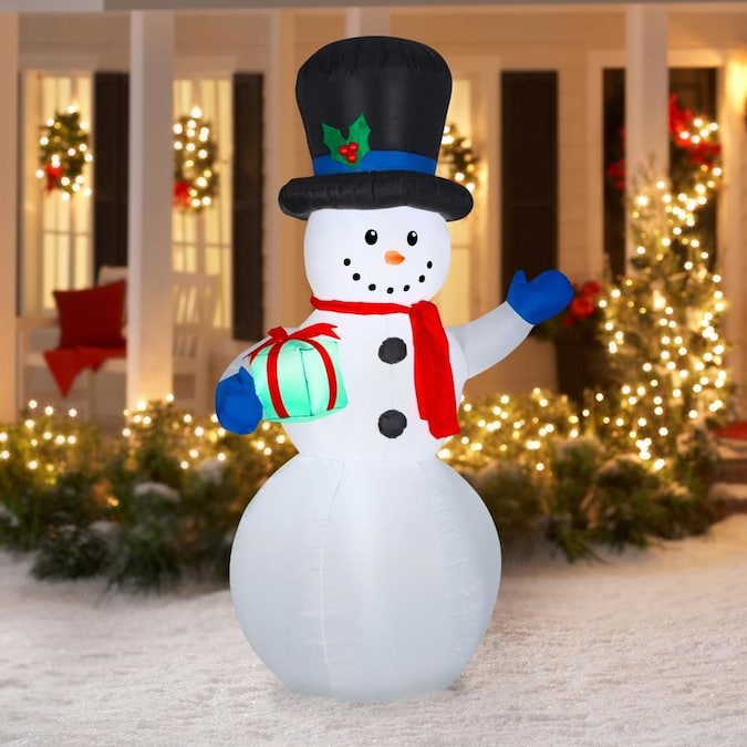 Gemmy 7-ft Lighted Snowman Christmas Inflatable in the Christmas ...