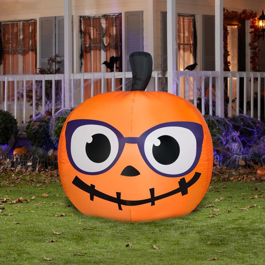 Gemmy 5-ft x Lighted Jack-o-lantern Halloween Inflatable in the ...
