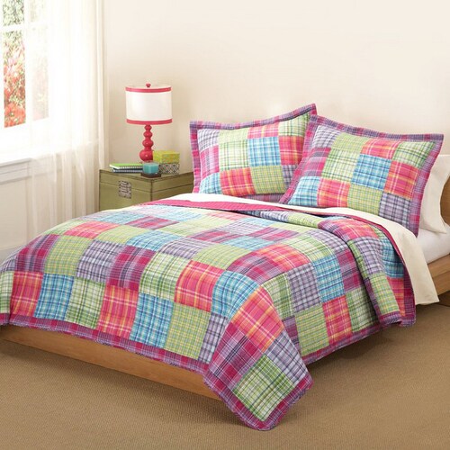 My World Kelsey Pink 3Piece Multicolor Full/Queen Quilt Set in the