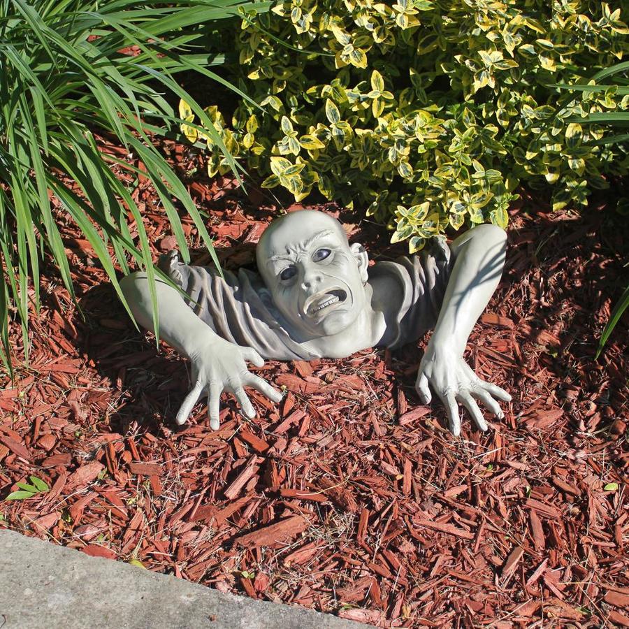Design Toscano 5.5ft Zombie Sculpture in the Outdoor Halloween