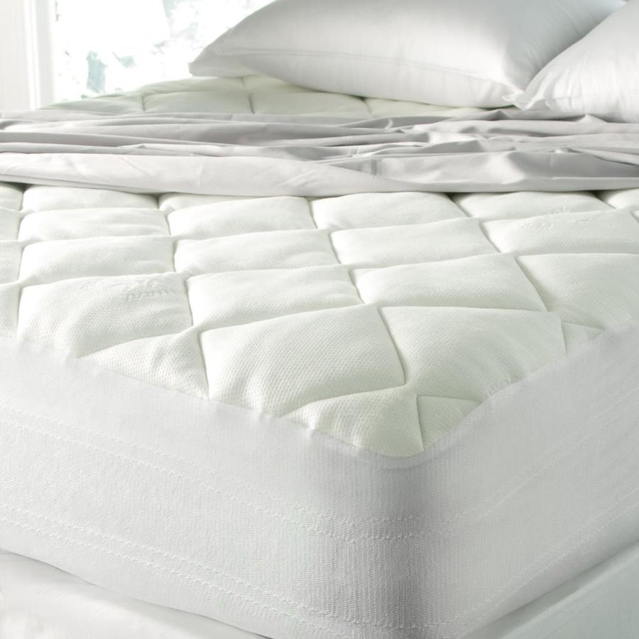 DOWNLITE 1in D Polyester King Hypoallergenic Mattress Cover in the