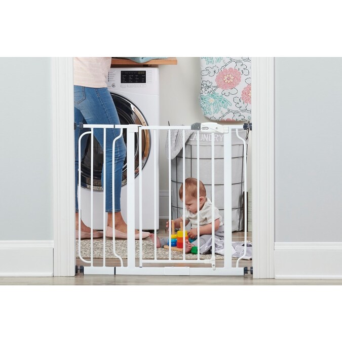 Regalo 1160 38.5-in x 30-in White Metal Safety Gate in the Child Safety