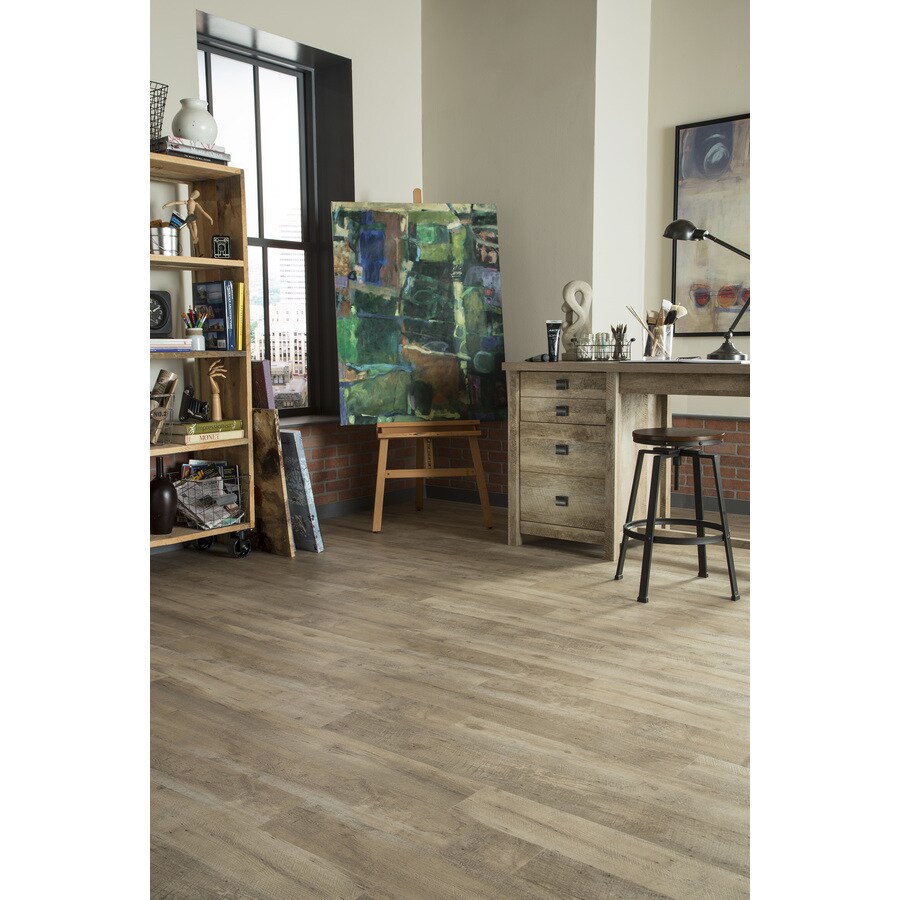 STAINMASTER Aspen Ridge/Gray Luxury Vinyl Plank Flooring ( 20-sq ft Per ...
