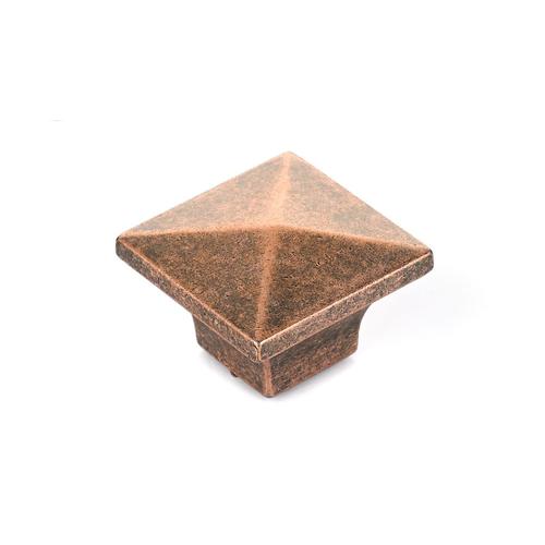 Richelieu 1.26in Antique Copper Square Traditional Knob in the