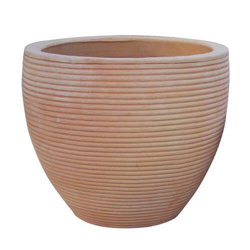 20.5in x 18in Natural terracotta Clay Planter at