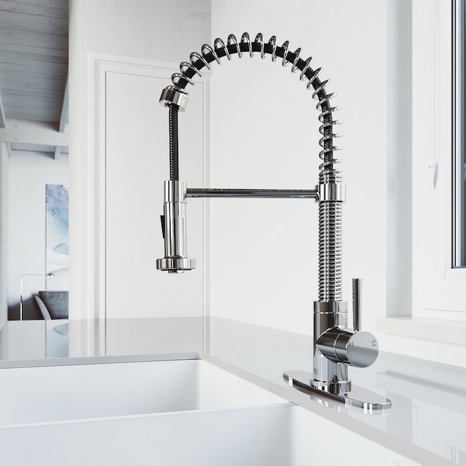 VIGO Edison Chrome 1-Handle Deck Mount Pull-Down Kitchen Faucet in the
