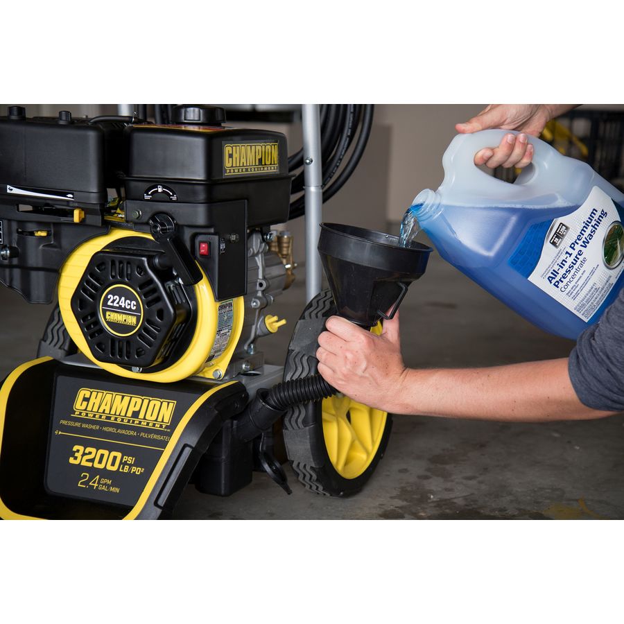 Champion 3200 psi gas store pressure washer