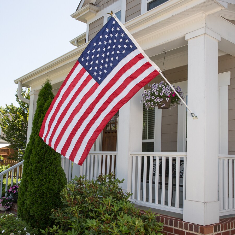 Independence Flag 5-ft W x 3-ft H American Embroidered Flag in the ...