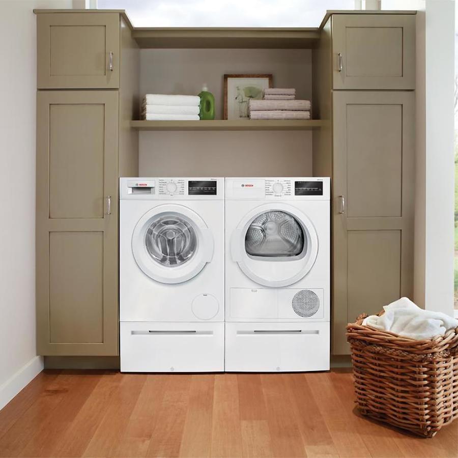 Shop Bosch 300 Series 4-cu ft Stackable Ventless Electric Dryer (White ...