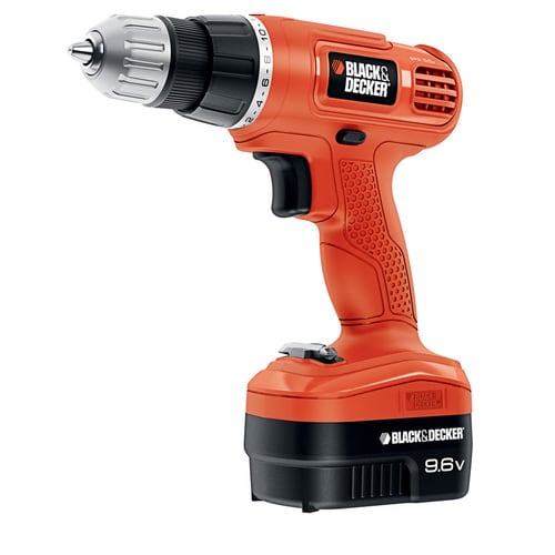 BLACK & DECKER 9.6-Volt 3/8-in Cordless Drill (Charger Included) at ...