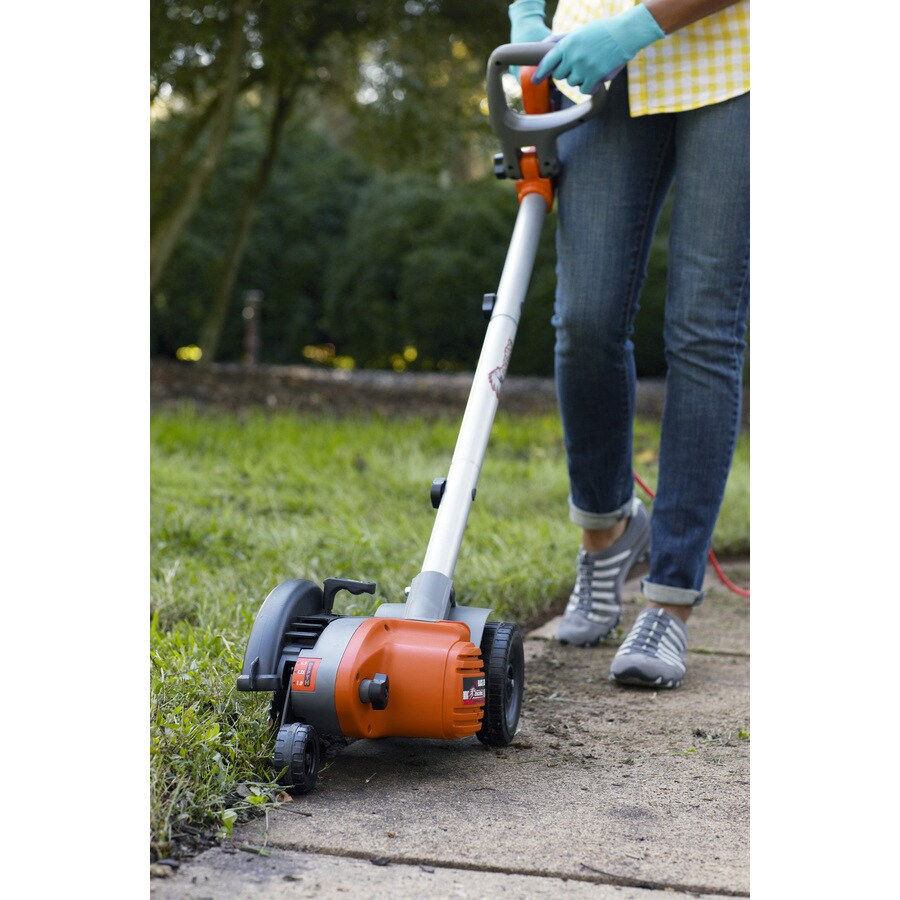 BLACK & DECKER 12-Amp 7.5-in Corded Electric Lawn Edger at ...