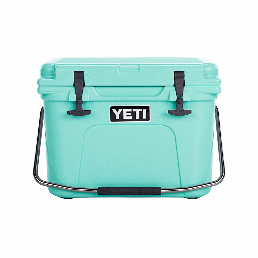 YETI Roadie 20 Plastic Chest Cooler in the Portable Coolers department ...