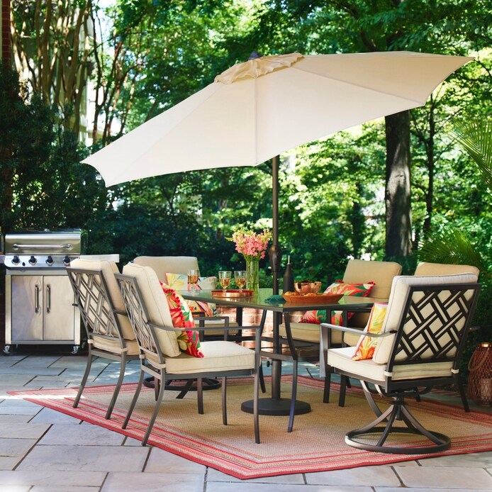 Style Selections Glenn Hill 7, Patio Dining Table And Chairs With Umbrella