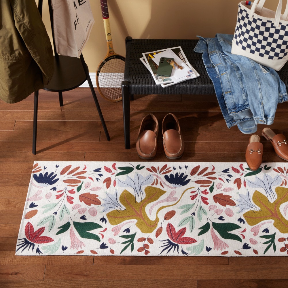 Cream Floral Synthetic Washable Non-Slip Decorative Rug, 24" x 72"