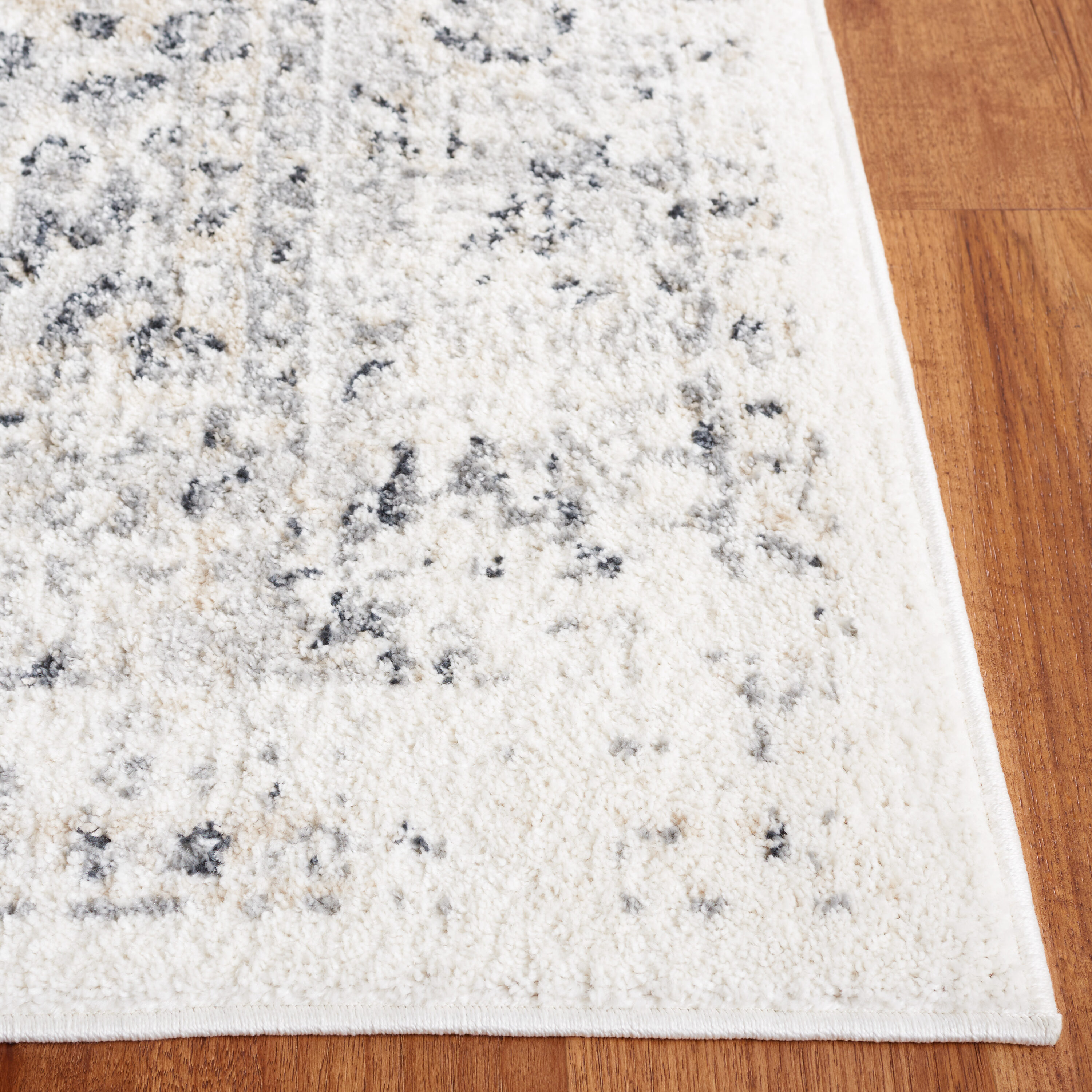Safavieh LAY106A-7SQ rugs - View #2